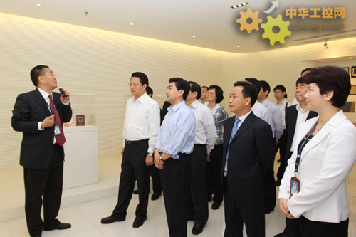 研祥 - 无锡市党政代表团考察研祥集团 - 工控新